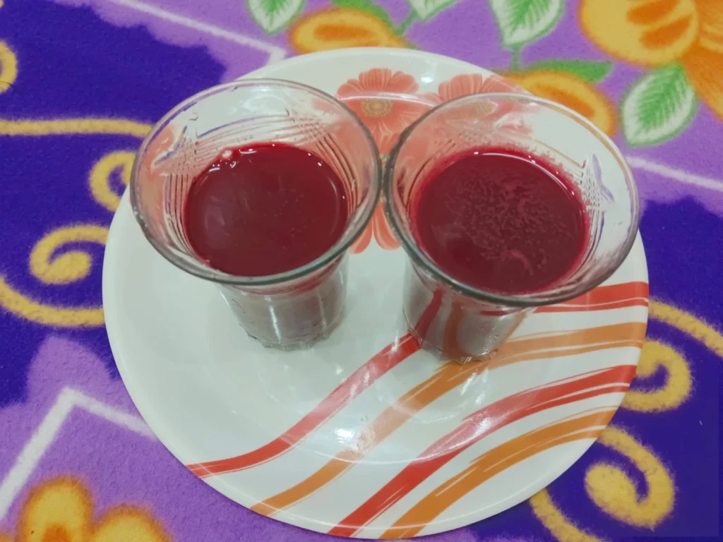 Fresh juice always gives the best taste and nutrition.